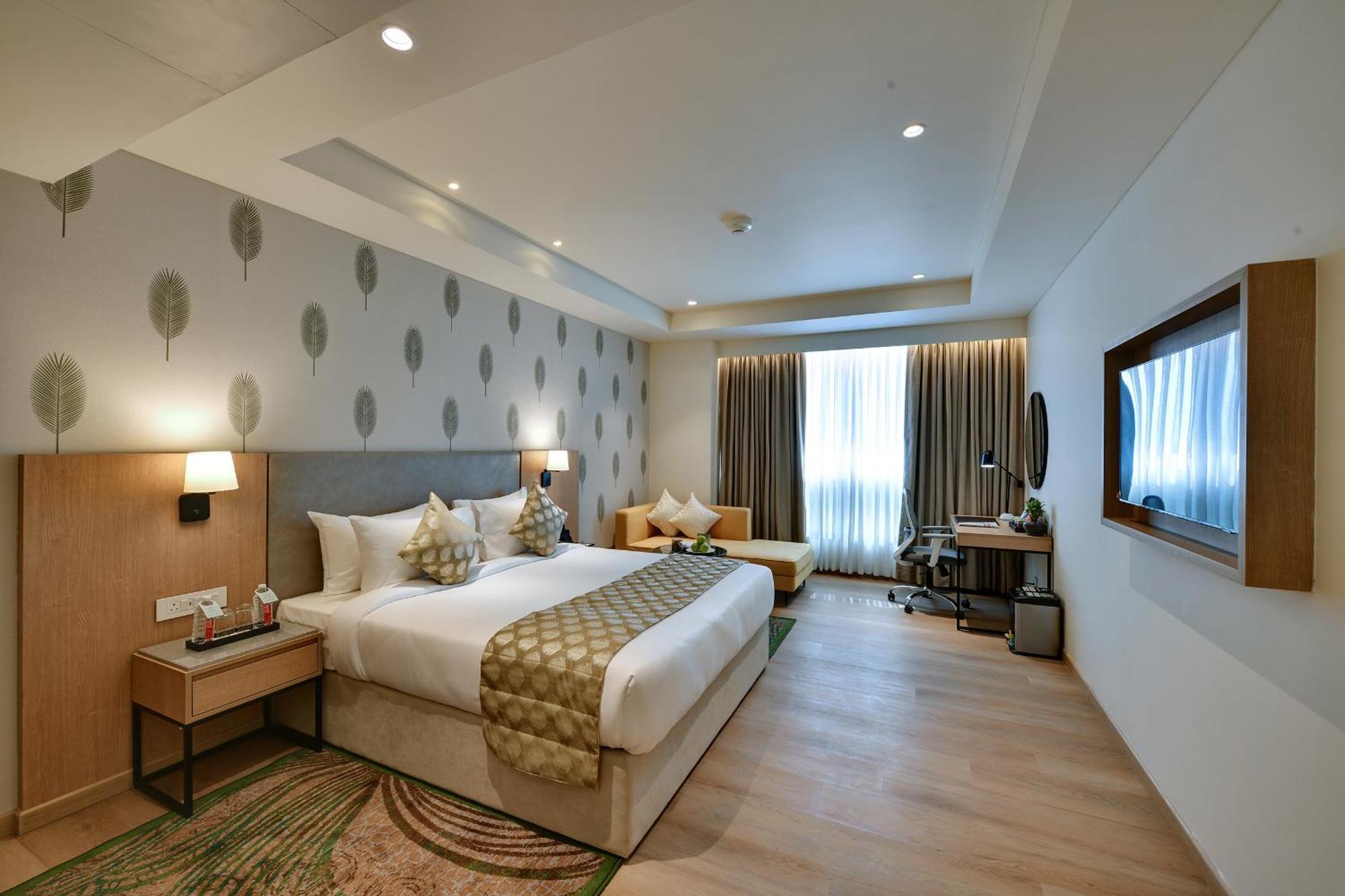 Hotel The Fern Residency, Gandhinagar Esterno foto